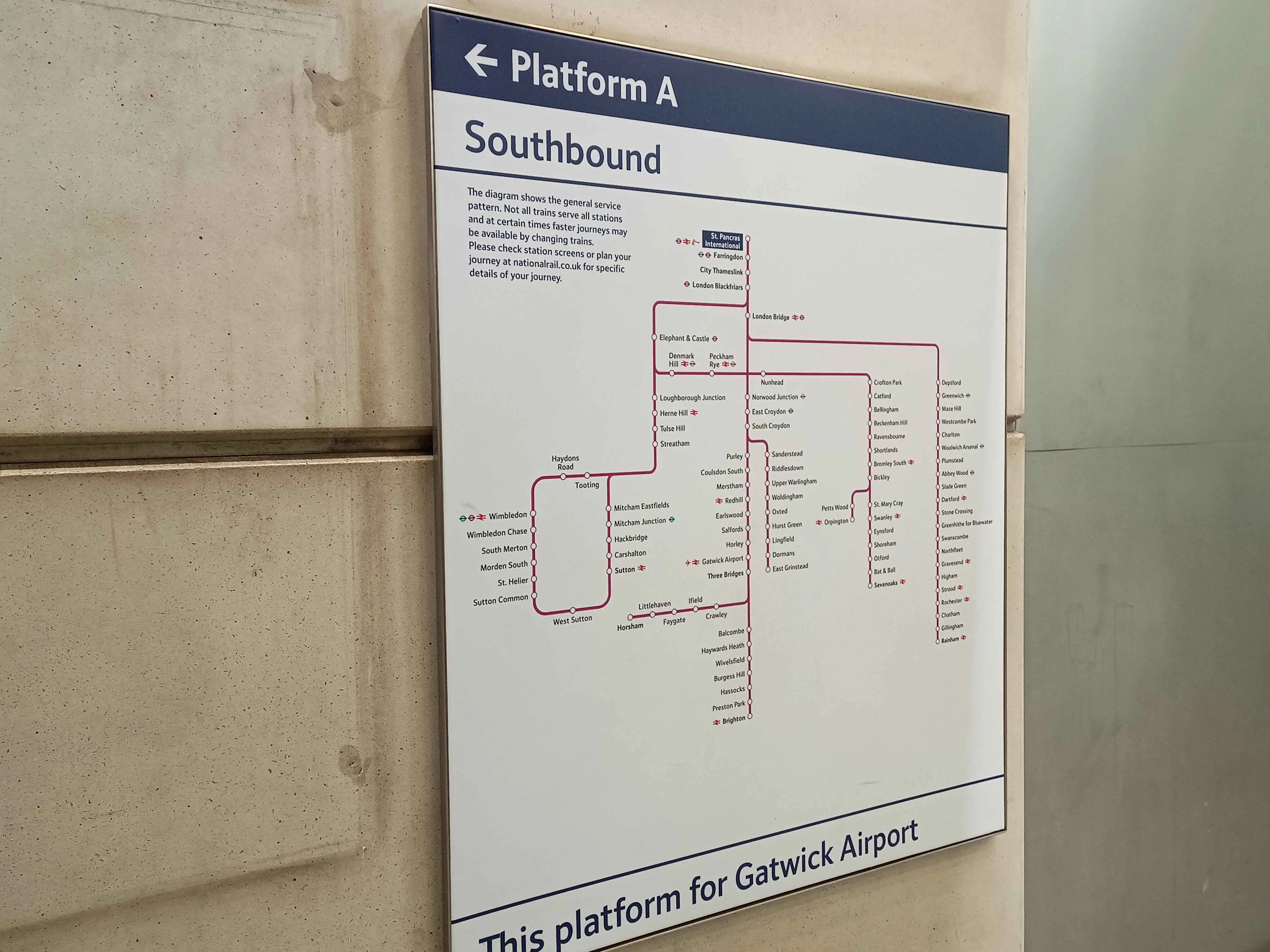 Map of Platform A at St Pancras International, showing the southbound Thameslink route, which splits off towards 7 different destinations, the Sutton loop, Horsham, Brighton, East Grinstead, Orpington, Sevenoaks and Rainham.